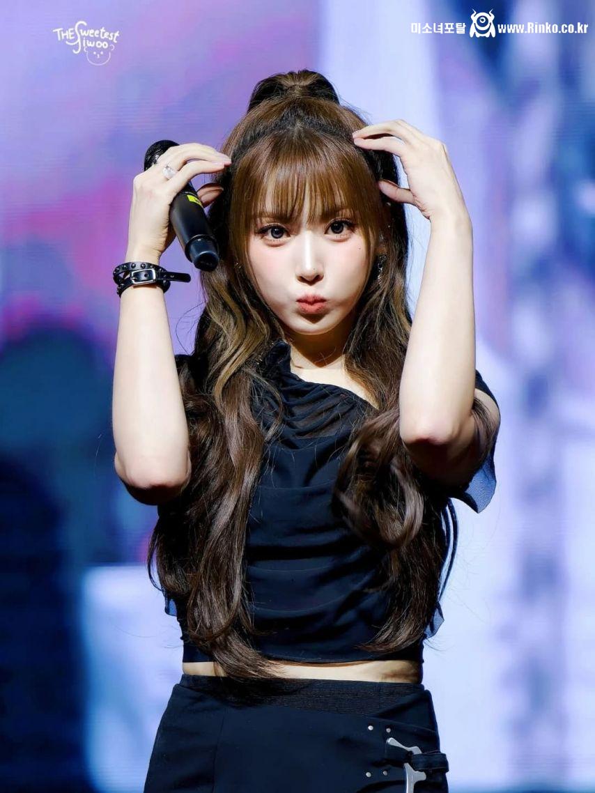 NMIXX (엔믹스) 지우