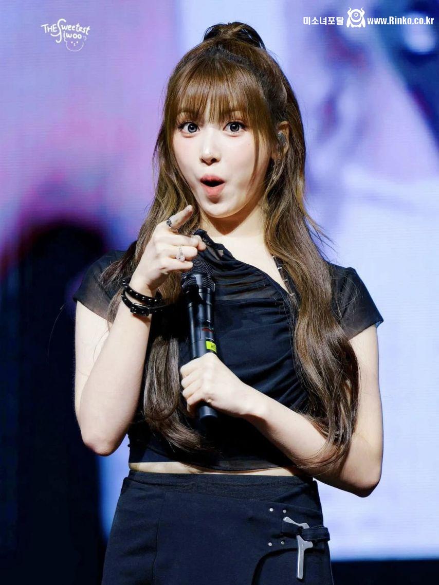 NMIXX (엔믹스) 지우