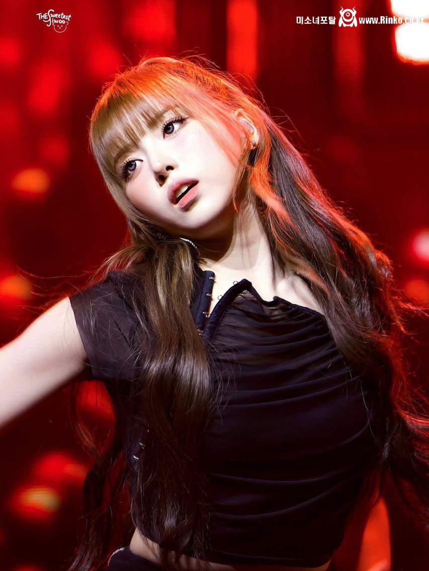 NMIXX (엔믹스) 지우