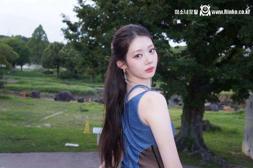 베이비몬스터 로라