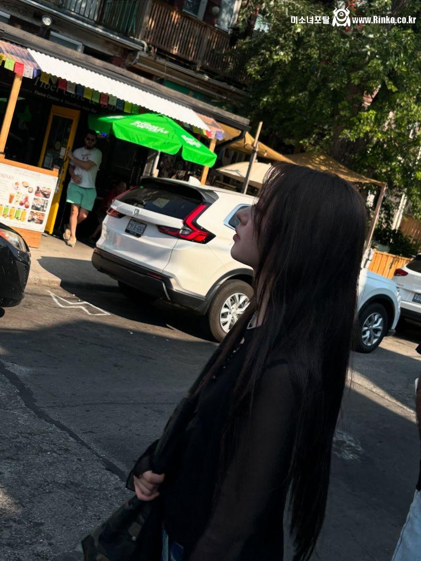 피프티피프티 문샤넬