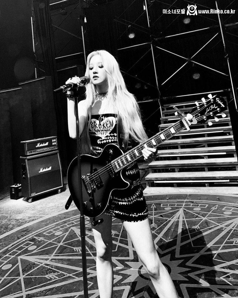 여자아이들 우기