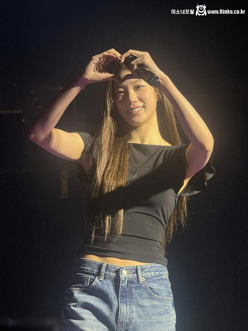 LE SSERAFIM (르세라핌) 카즈하