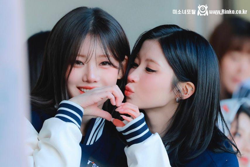 베이비몬스터 로라 아사