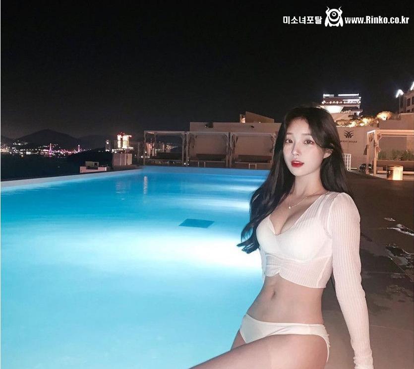 피팅모델 우한경