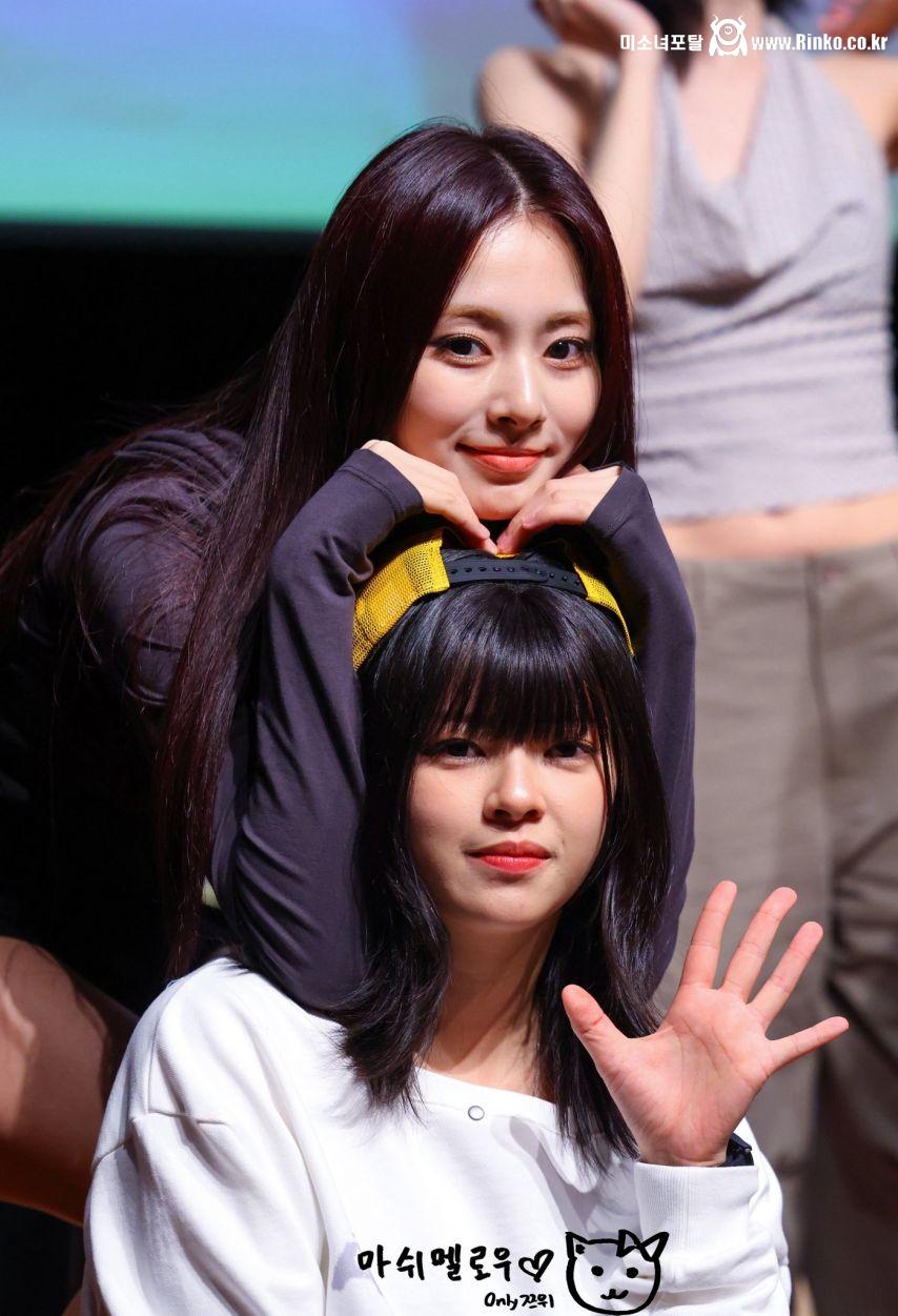 트와이스 쯔위  모모 정연