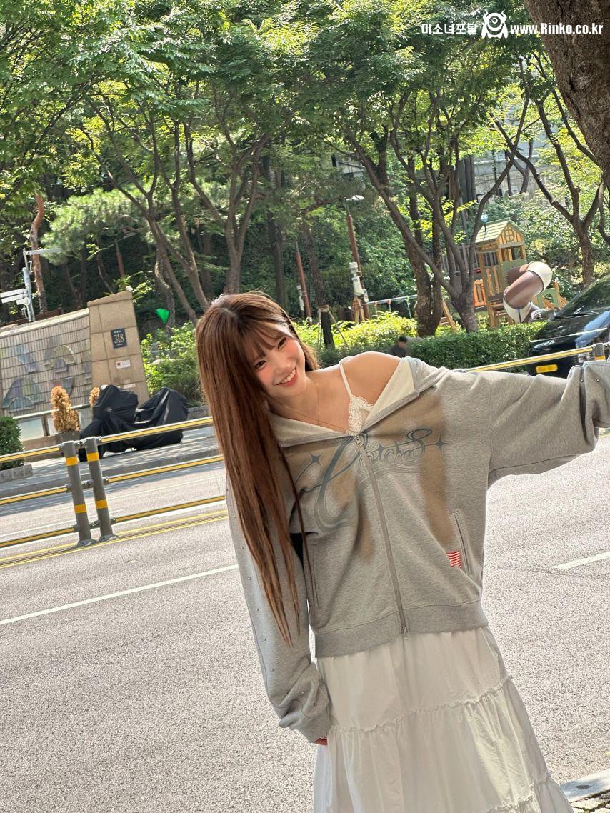 프로미스나인 _ 박지원,송하영,백지헌 _ 송하영,이채영