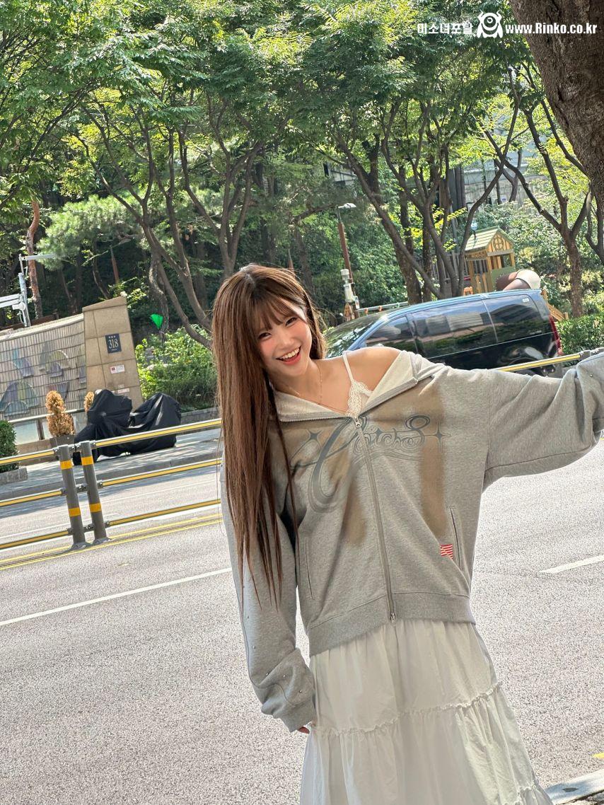 프로미스나인 _ 박지원,송하영,백지헌 _ 송하영,이채영