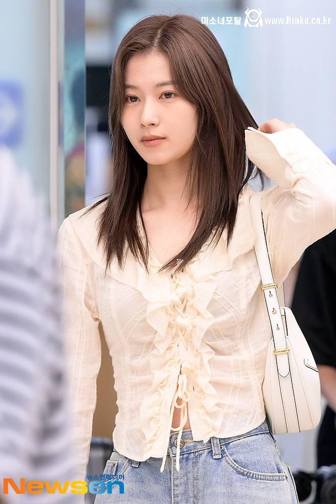 트와이스 사나.jpg