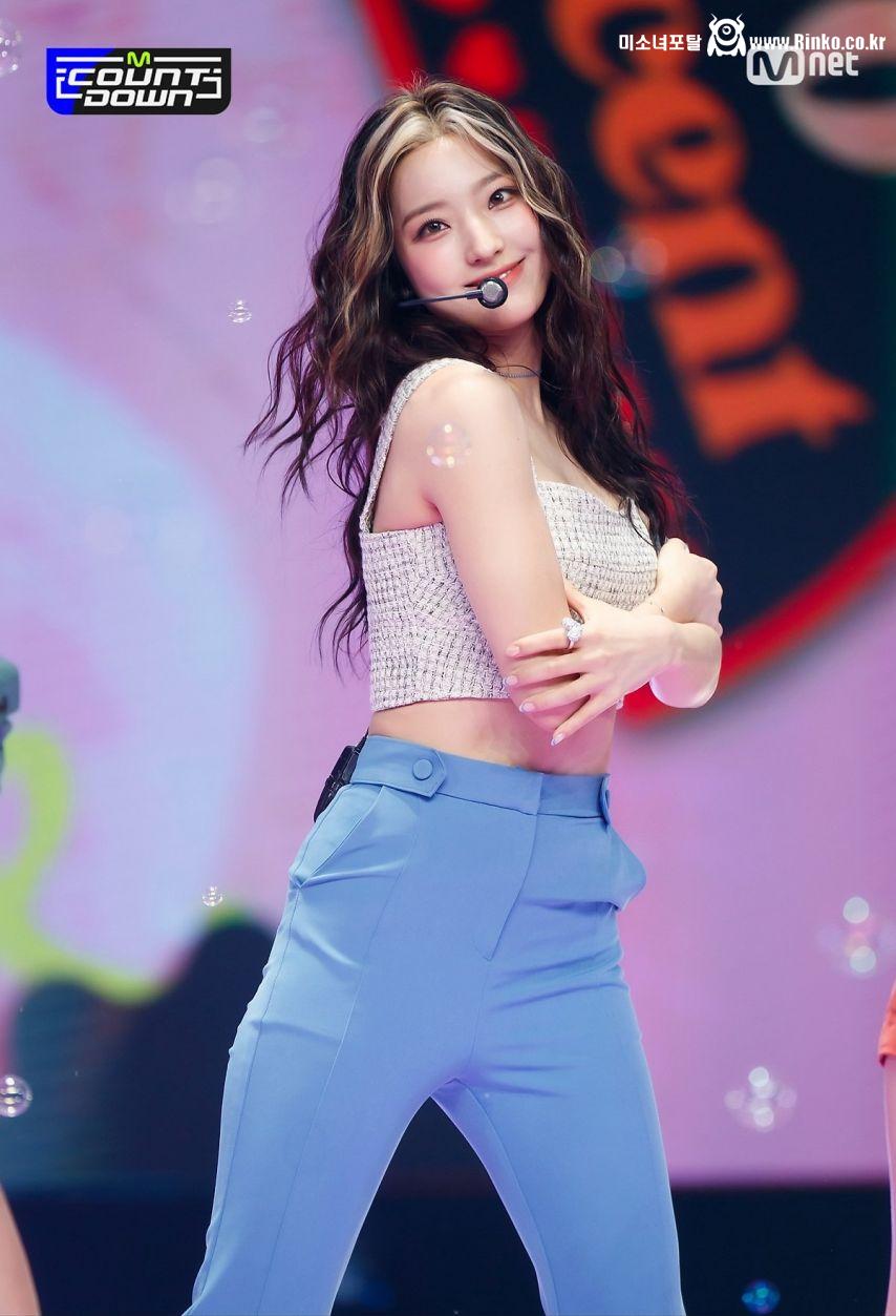 프로미스나인 이새롬