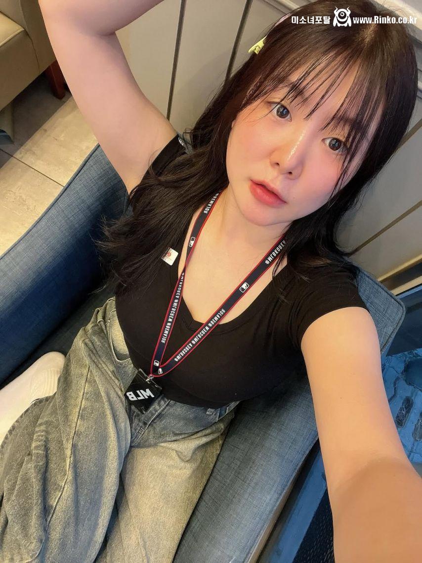 민정(hi_m___j) 땀에 젖은 바디핏