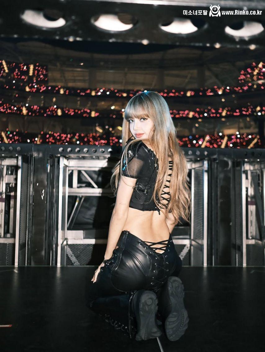 BLACKPINK (블랙핑크) 리사