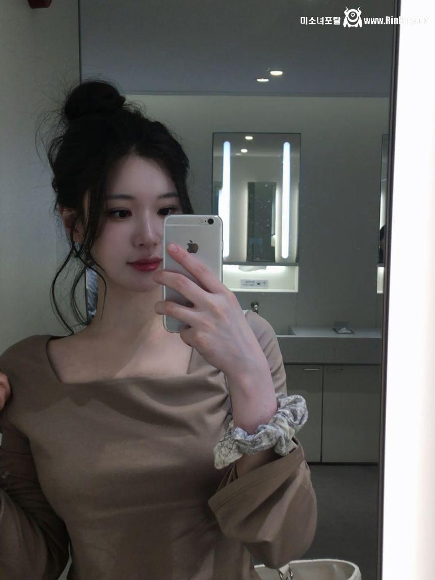 김지은(zeunique_)