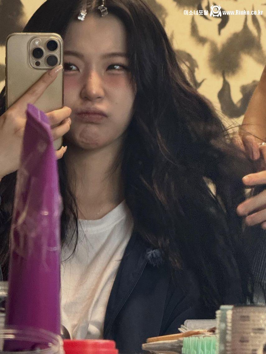 프로미스나인 백지헌