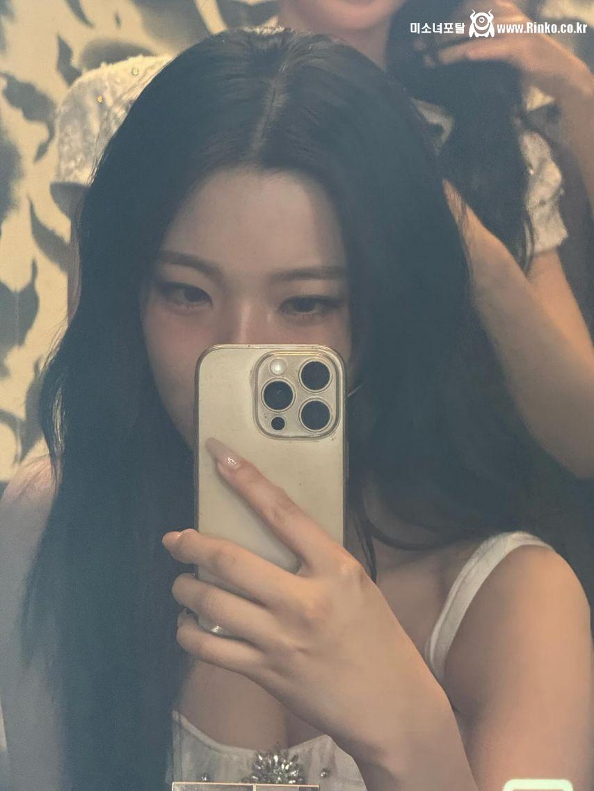 프로미스나인 백지헌