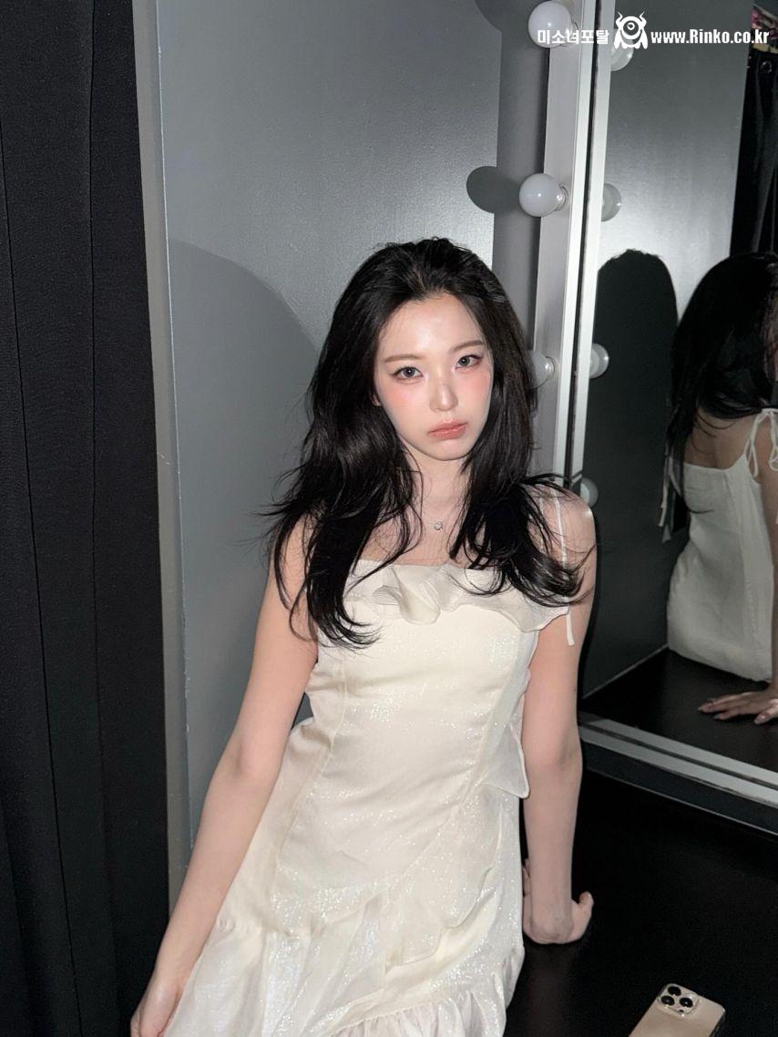 프로미스나인 백지헌