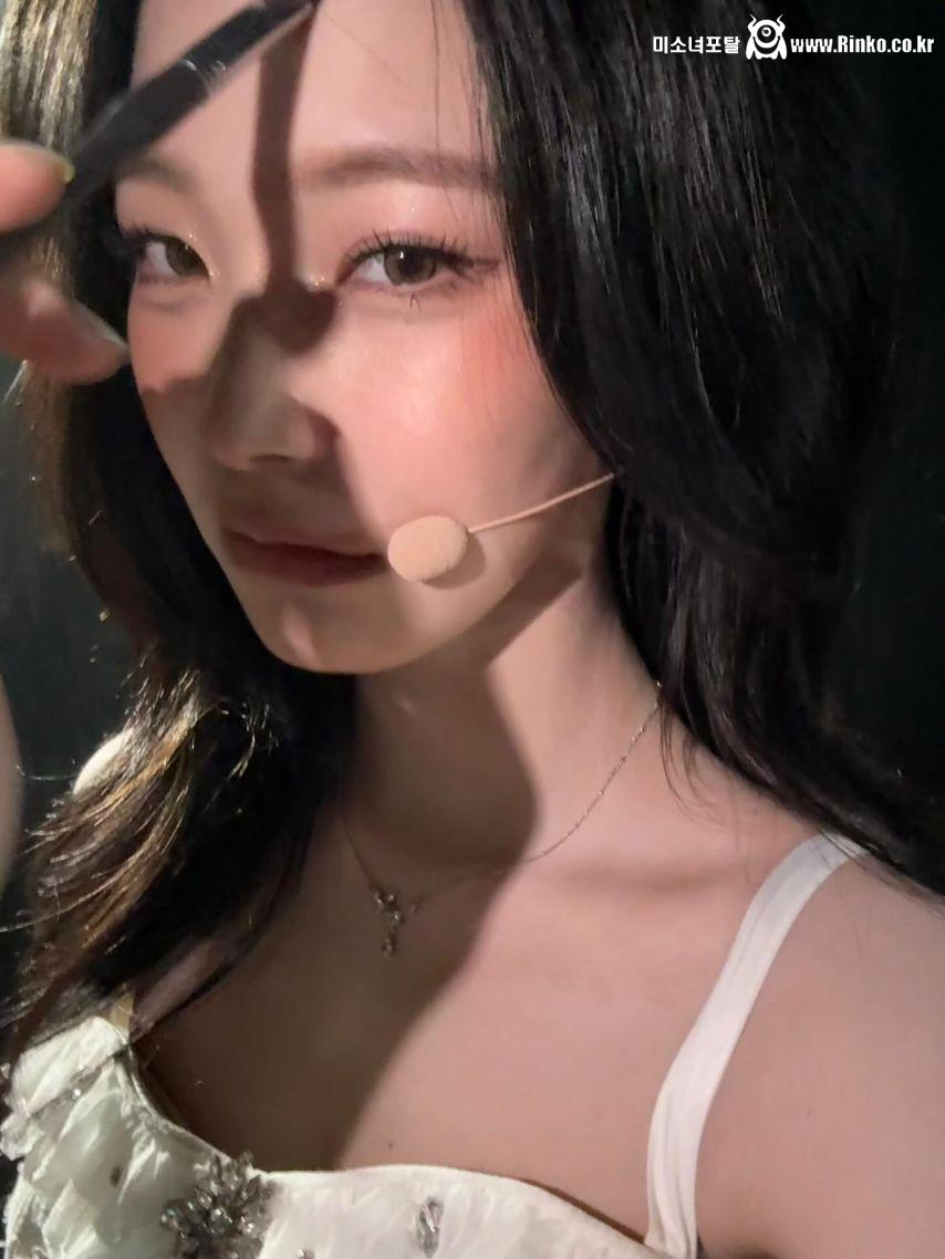 프로미스나인 박지원,백지헌