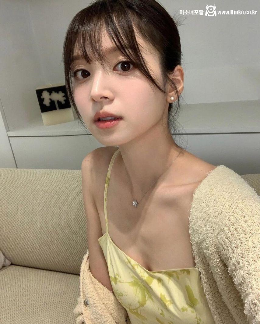 모델 김지영