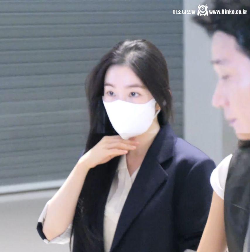 아이린 공항 출국룩