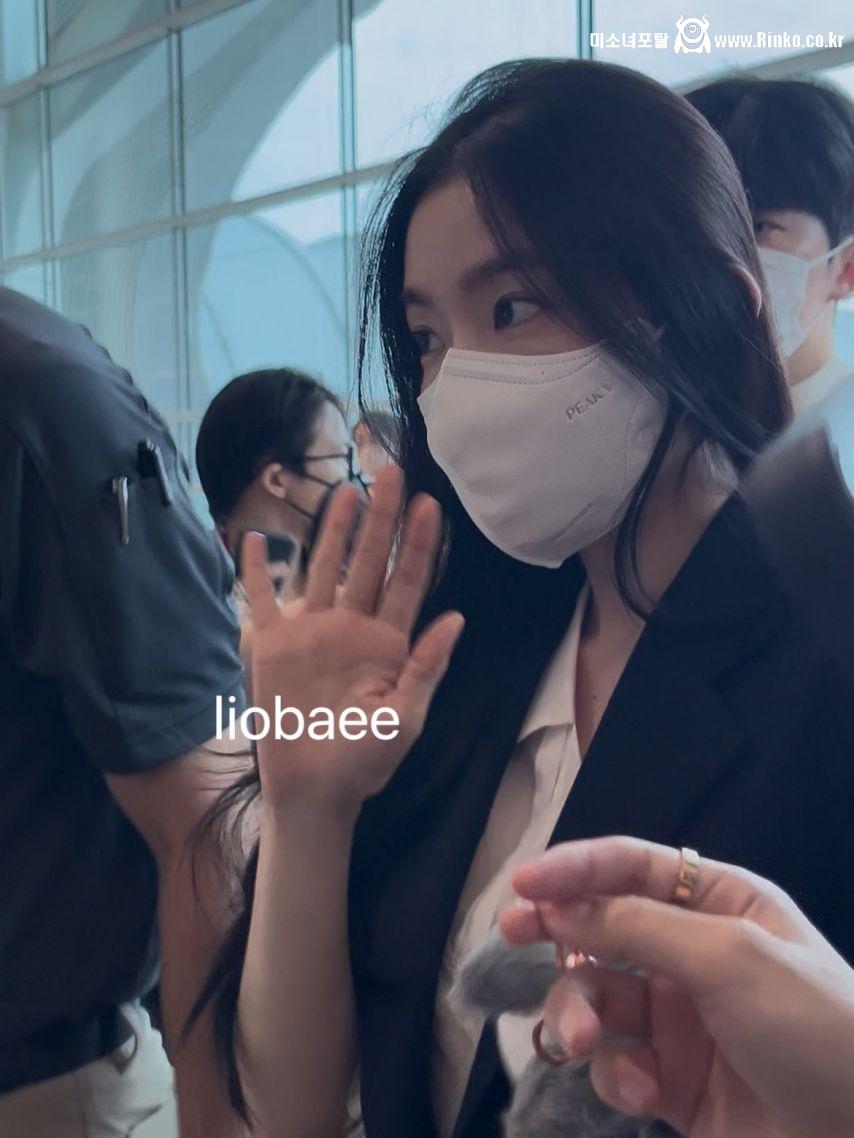 아이린 공항 출국룩