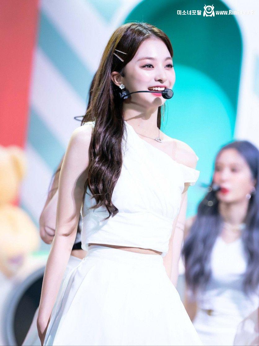 프로미스나인 이나경