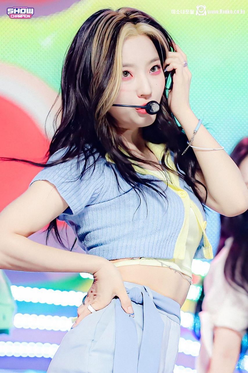 프로미스나인 이새롬