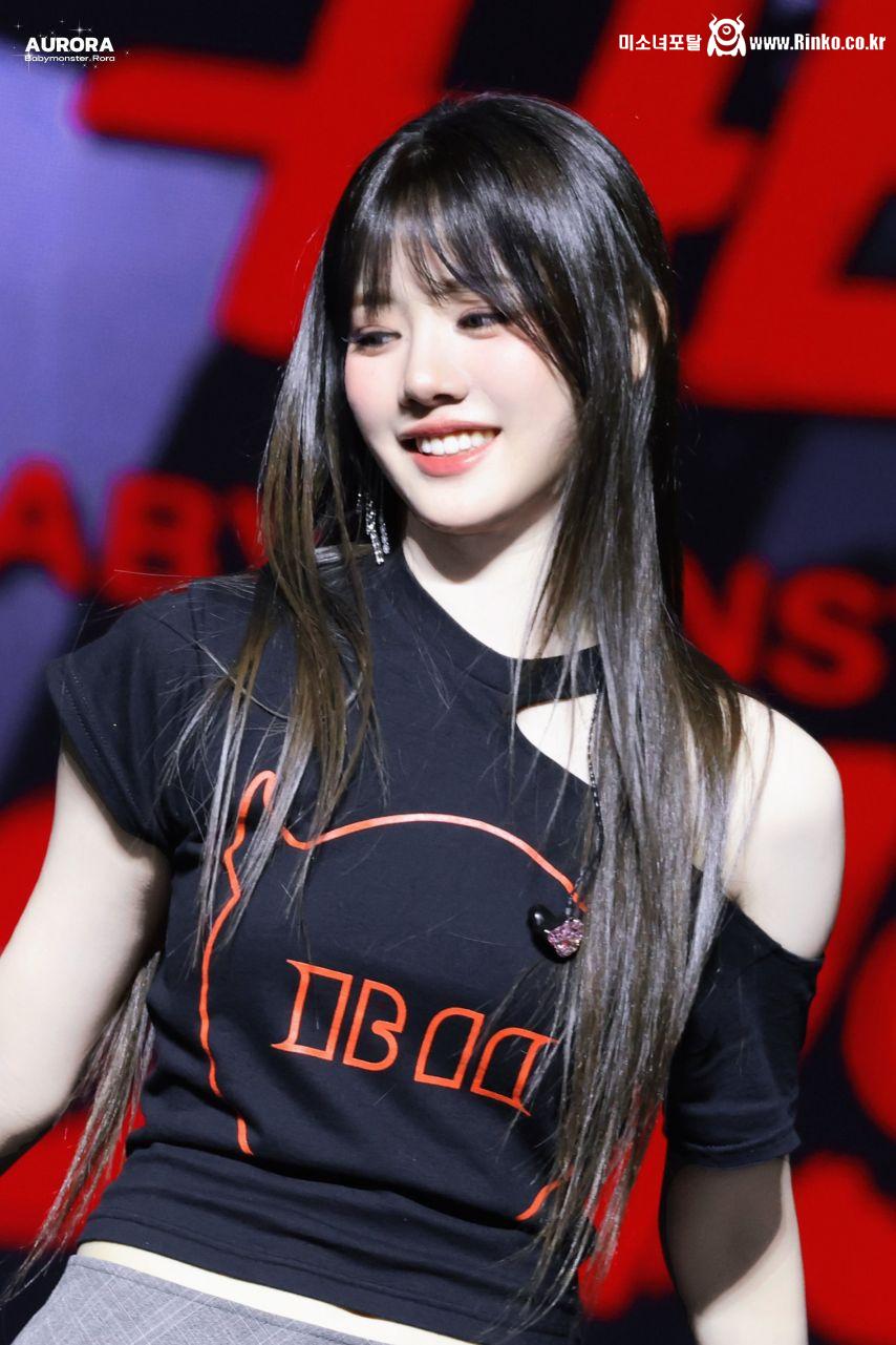 베이비몬스터 로라