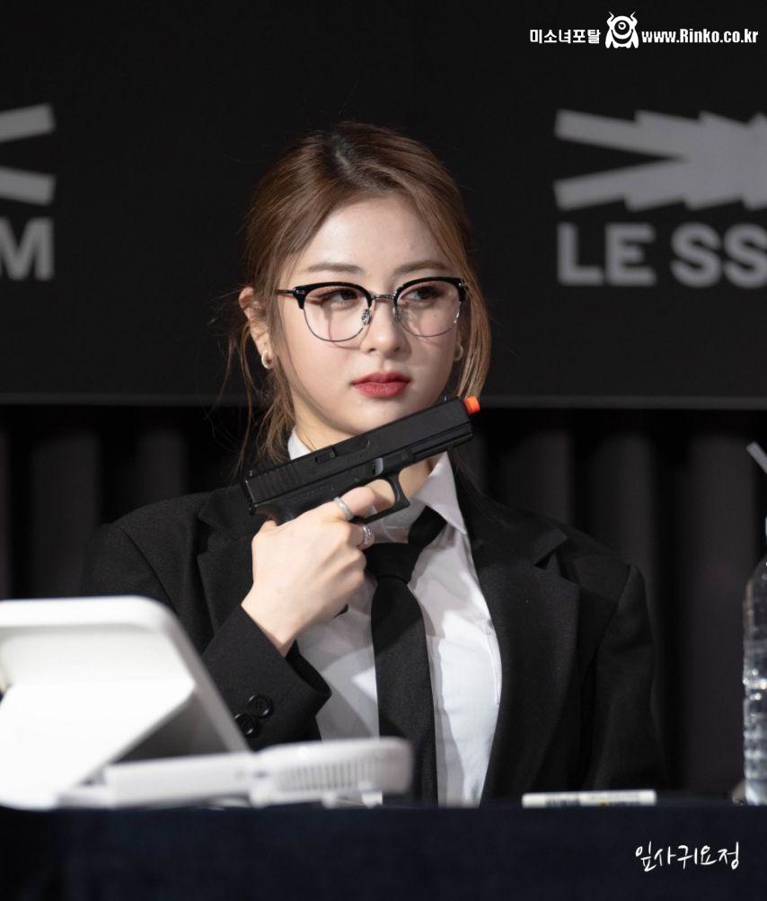 르세라핌 허윤진