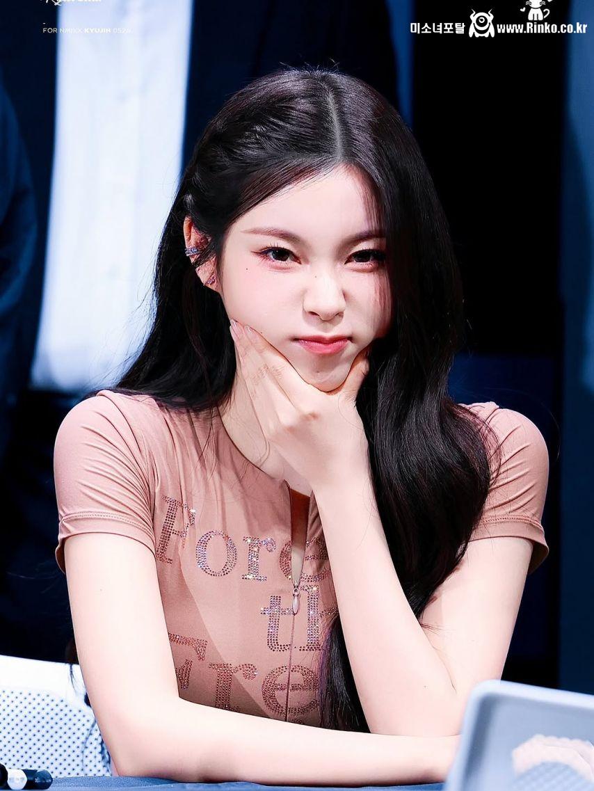 NMIXX (엔믹스) 규진