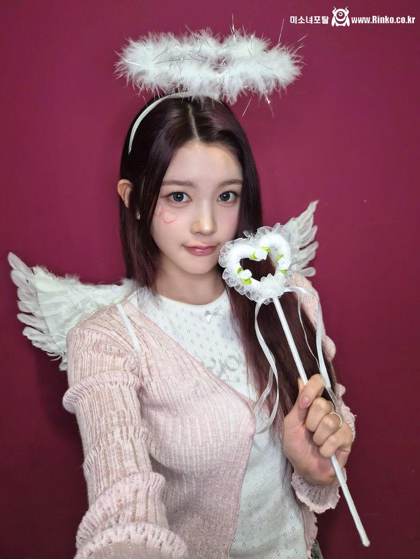 하츠투하츠 에이나