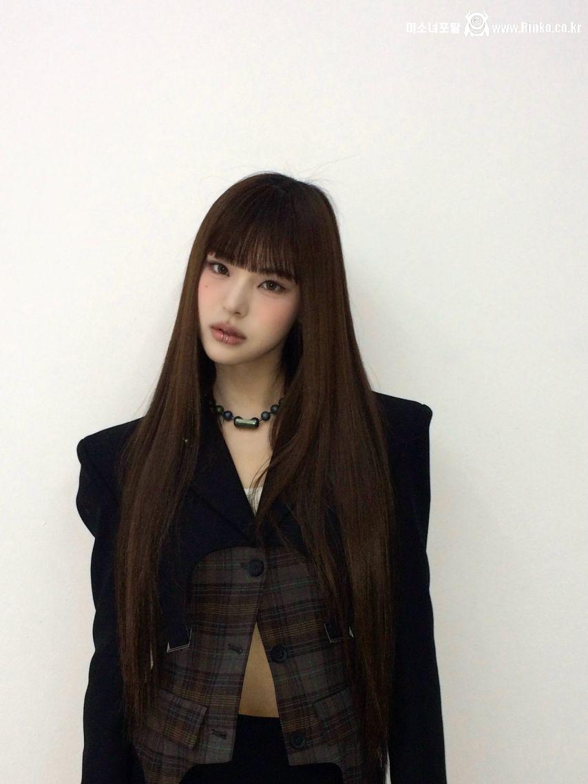 치마입고 과감한 퍼포먼스 하윤.mp