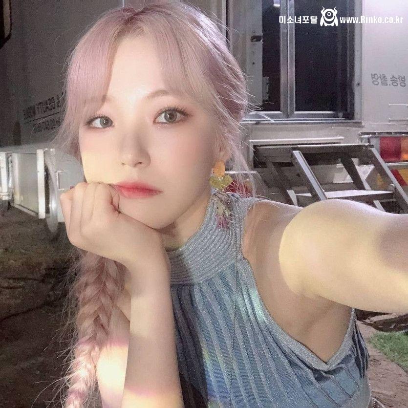 프로미스나인 백지헌