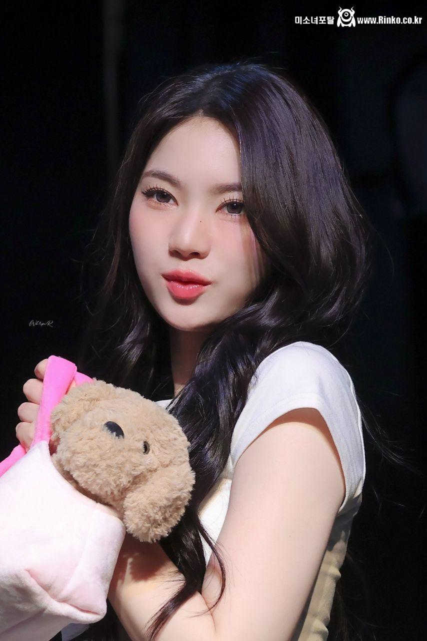 스테이씨 아이사