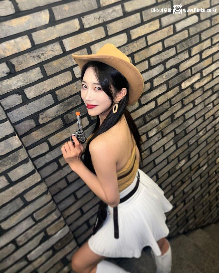 BJ 현아루 (겸 DJ)