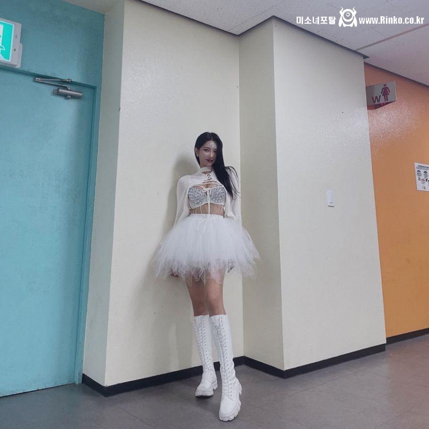 BJ 현아루 (겸 DJ)