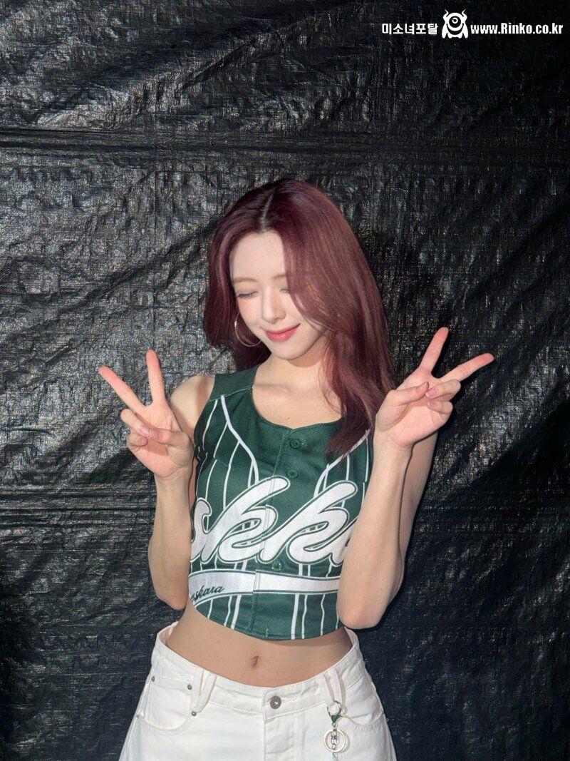 성균관대 축제 ITZY 유나 밝은 미소