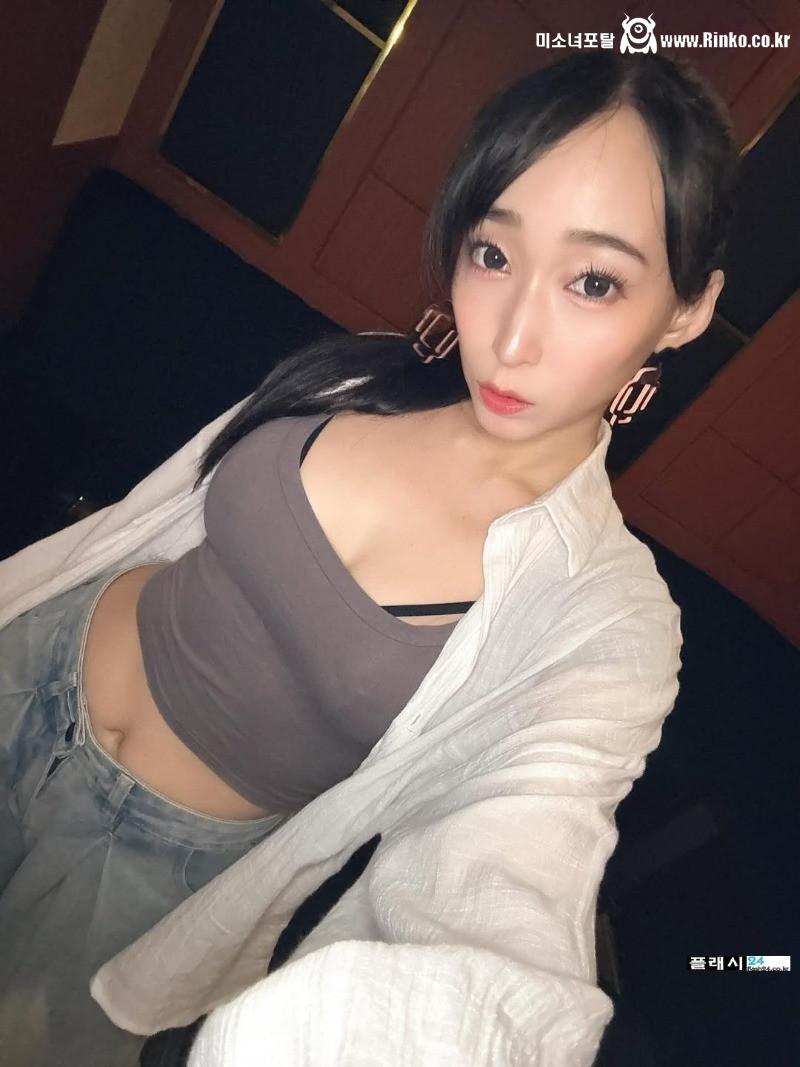 배우들도 교보재로 삼는 여위성상 본좌 하스미 쿠레아