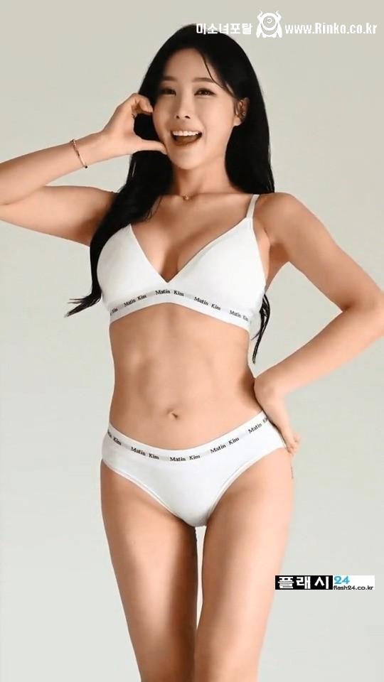 치어리더 이리안 9월호 표지 화보 촬영