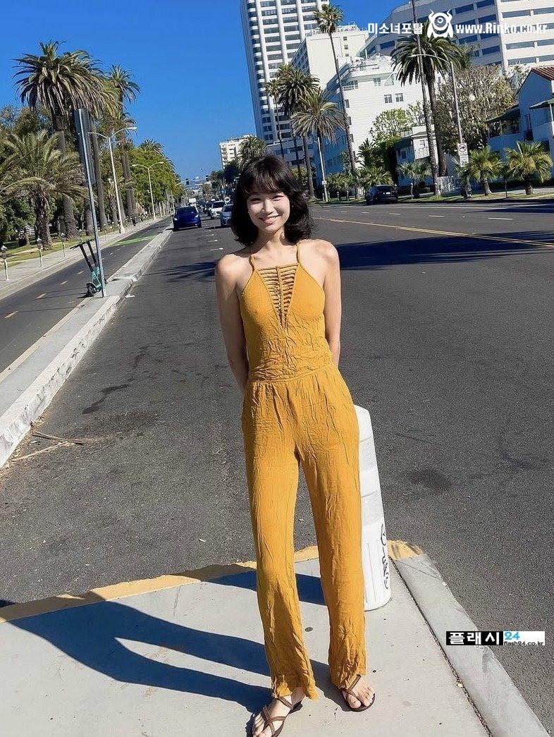 요즘 너무 편안하게 다니는 이희은 사장님