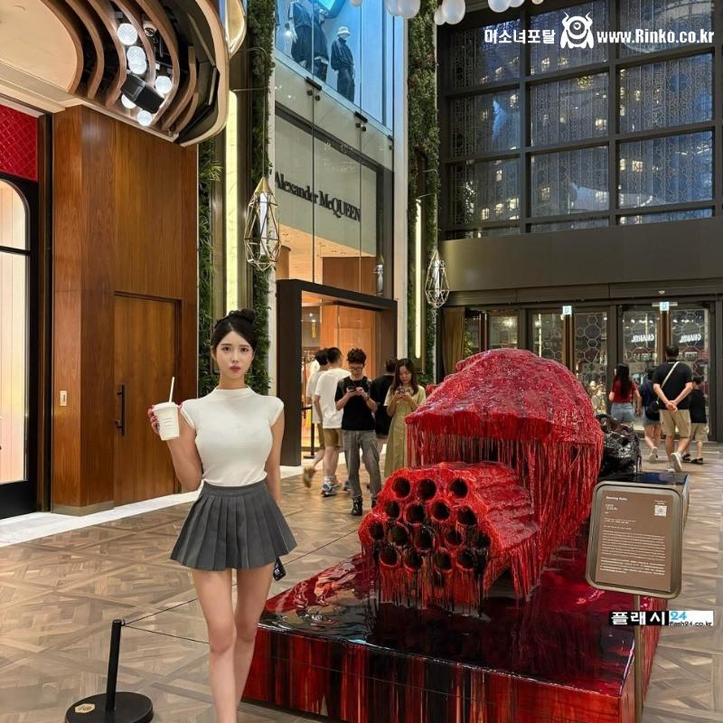 청순한 얼굴에 감춰진 레이싱걸 이시아