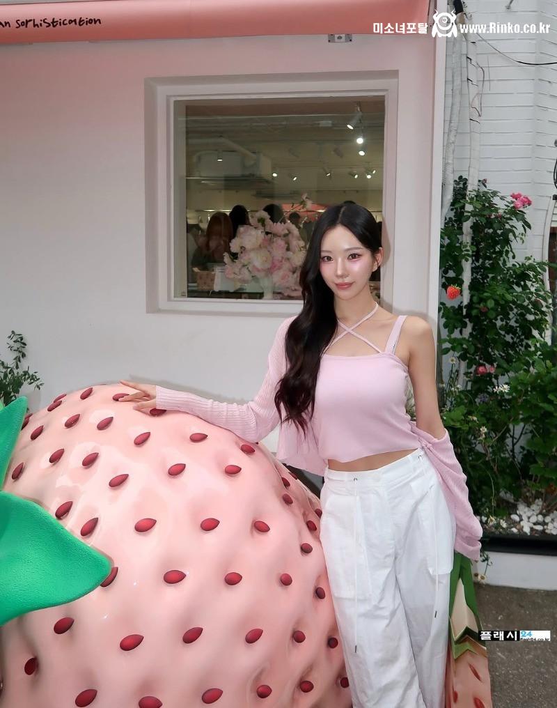 카리나 닮았다는 모델 이예닮