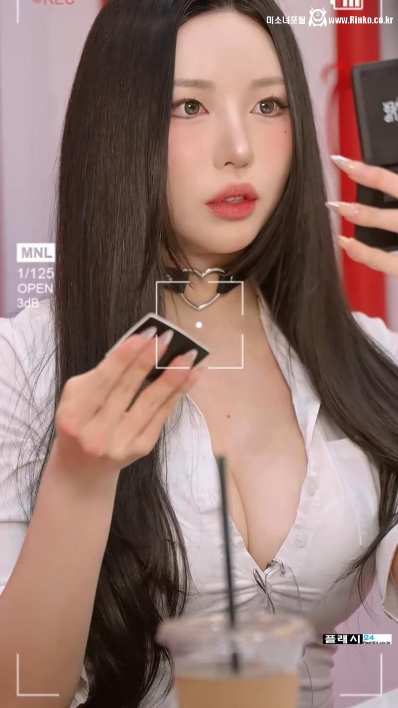 동그란 오피스룩 출근 준비