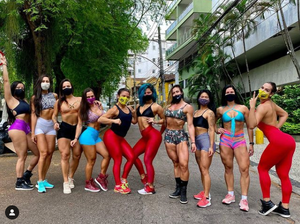 여자 트레이너들의 몸매