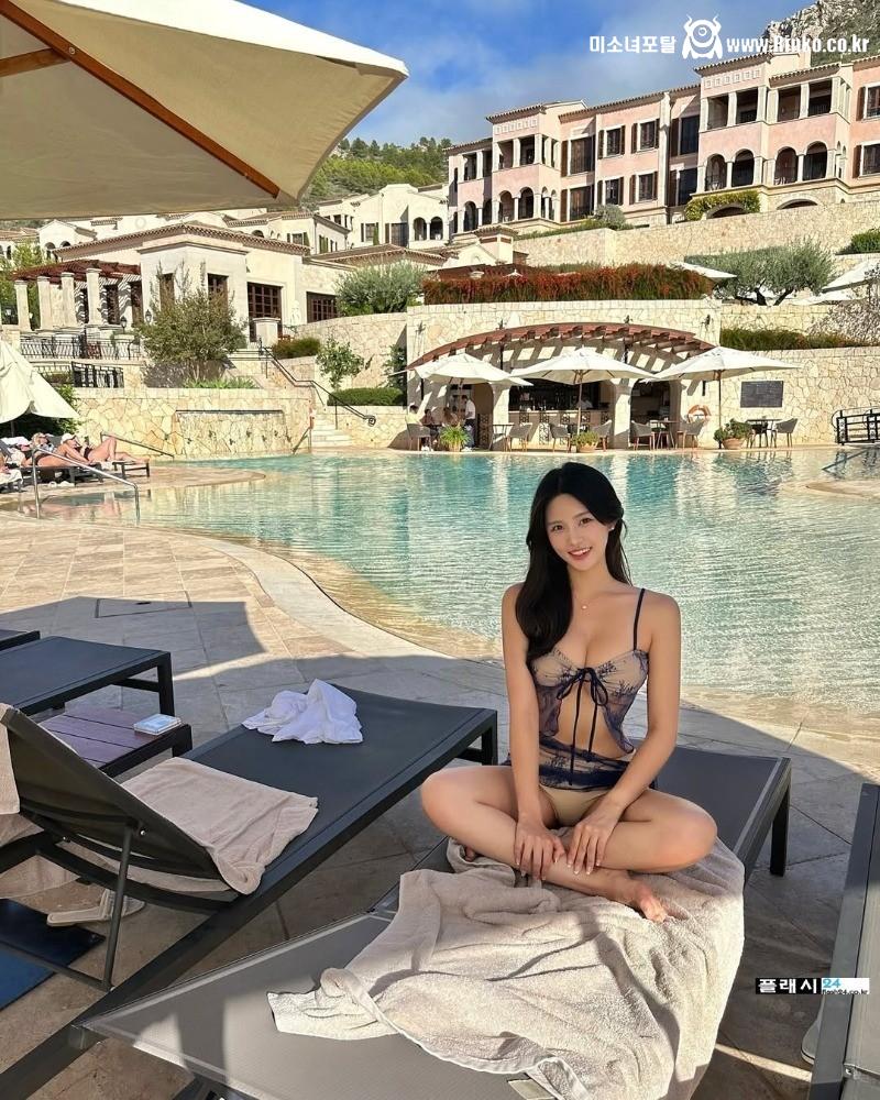 휴가는 이런 처자와 보내야 기분좋지