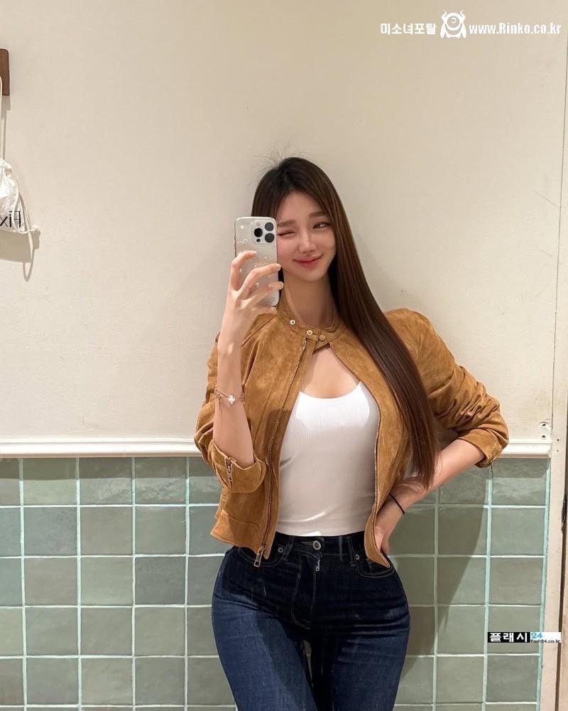 윰딩 뒤태 기가 막히다