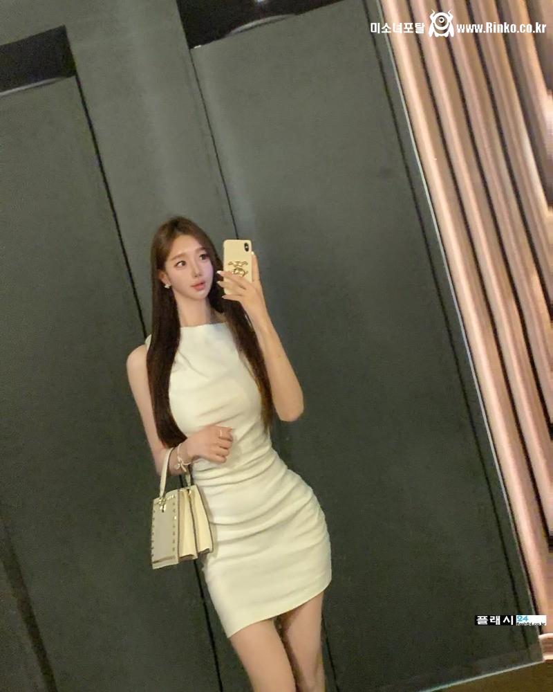 윰딩 뒤태 기가 막히다