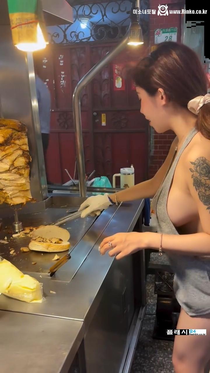 손님 미어 터진다는 길거리 노점상