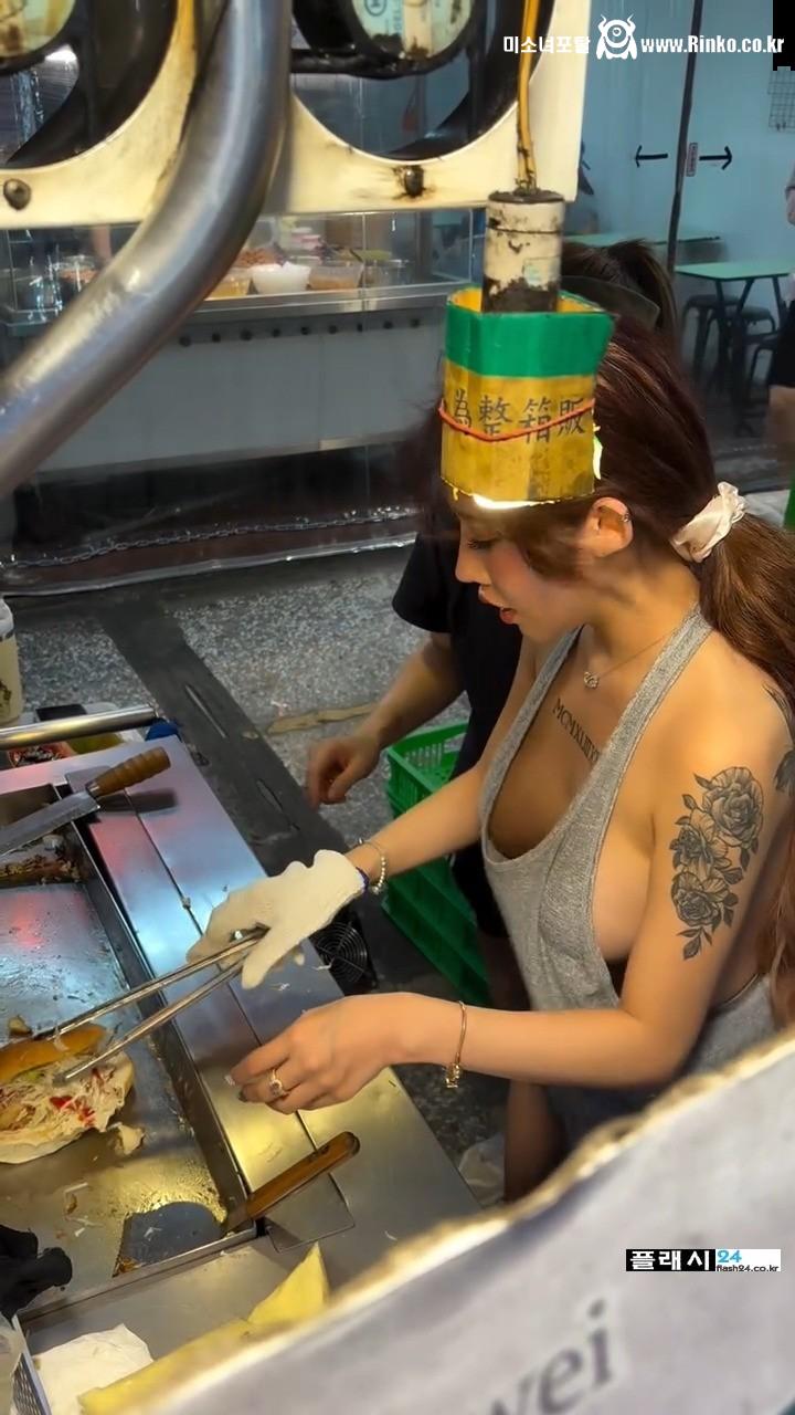 손님 미어 터진다는 길거리 노점상