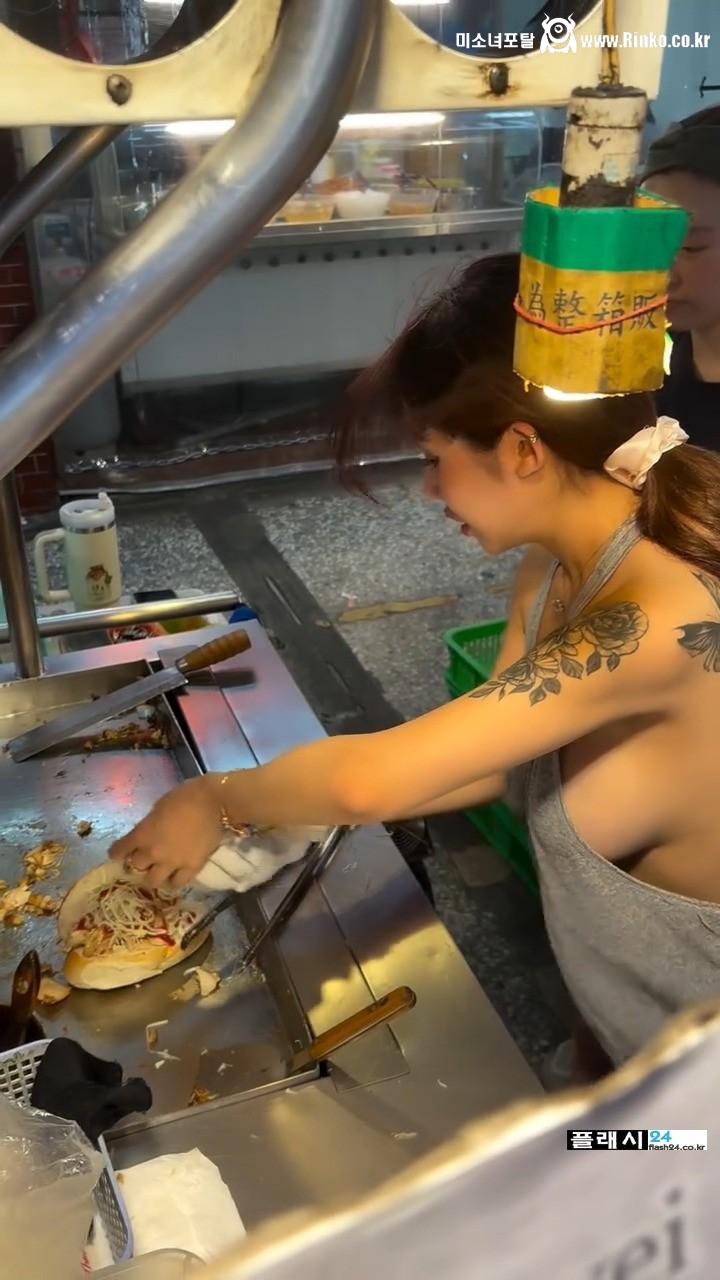 손님 미어 터진다는 길거리 노점상