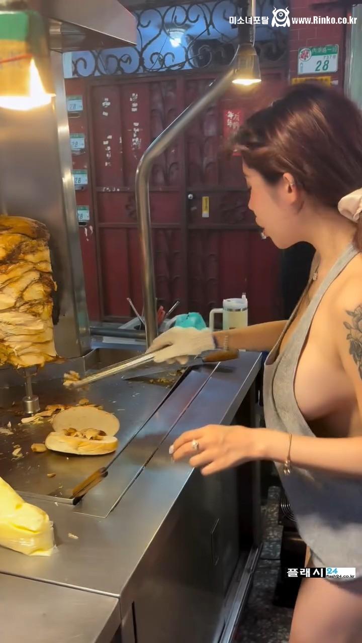 손님 미어 터진다는 길거리 노점상